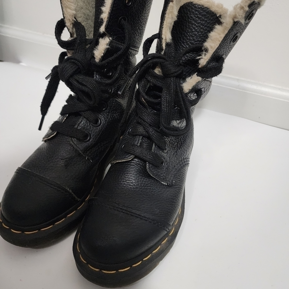 Dr Martens The Original Black Faux Fur High Top Laced Combat Boots Air cushion - Picture 6 of 15
